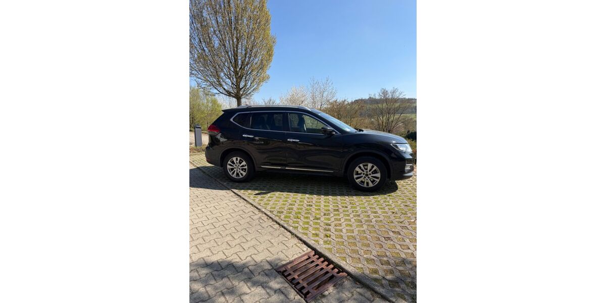 Nissan X-Trail 105.000 km 19.499 &euro; bad mergentheim 97980