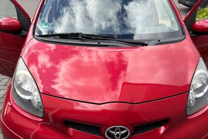 Toyota Aygo (X) 89.000 km 3.500 € Monheim 40789