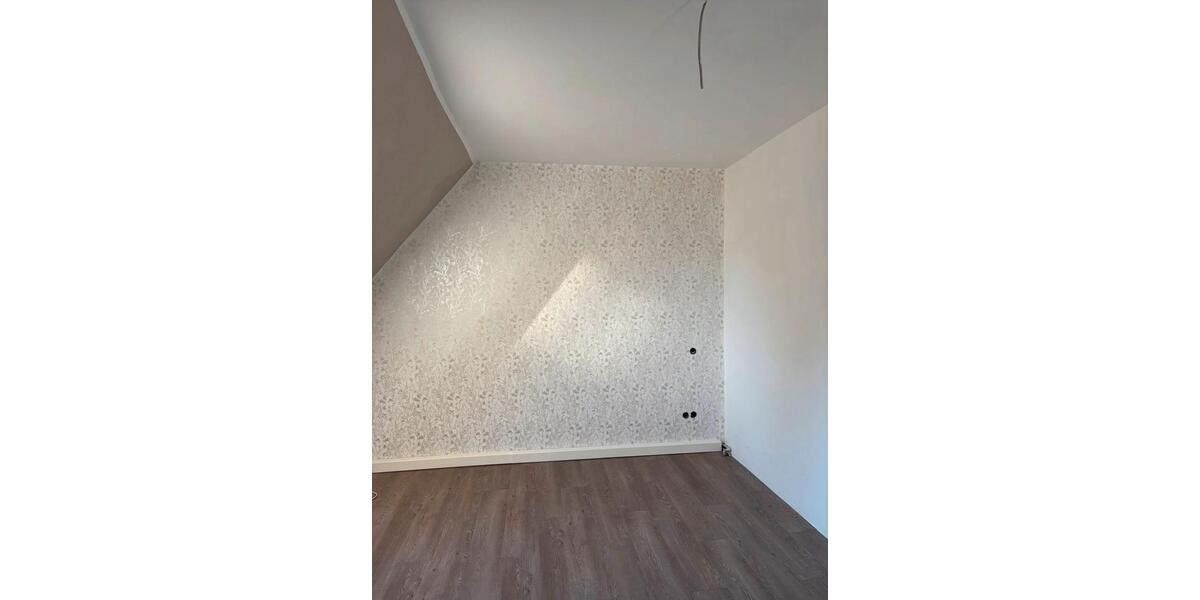 Einfamilienhaus Senftenberg Hosena - 6 Zimmer, 180 m&sup2;, 170.000&euro; | Angebot:26711002