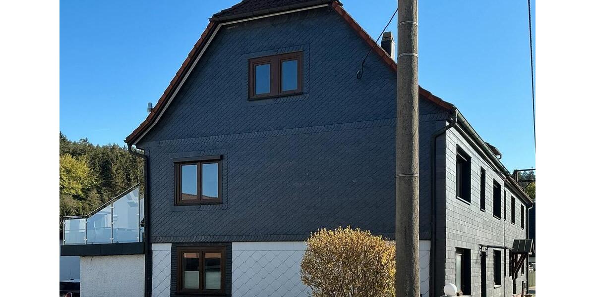 Einfamilienhaus Schleusingen - 9 Zimmer, 200 m&sup2;, 89.000&euro; | Angebot:26478260