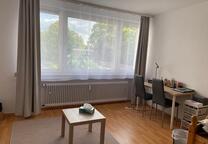 Möblierte 1-Zimmer-Wohnung in Top-Lage – Bus vor der Tür