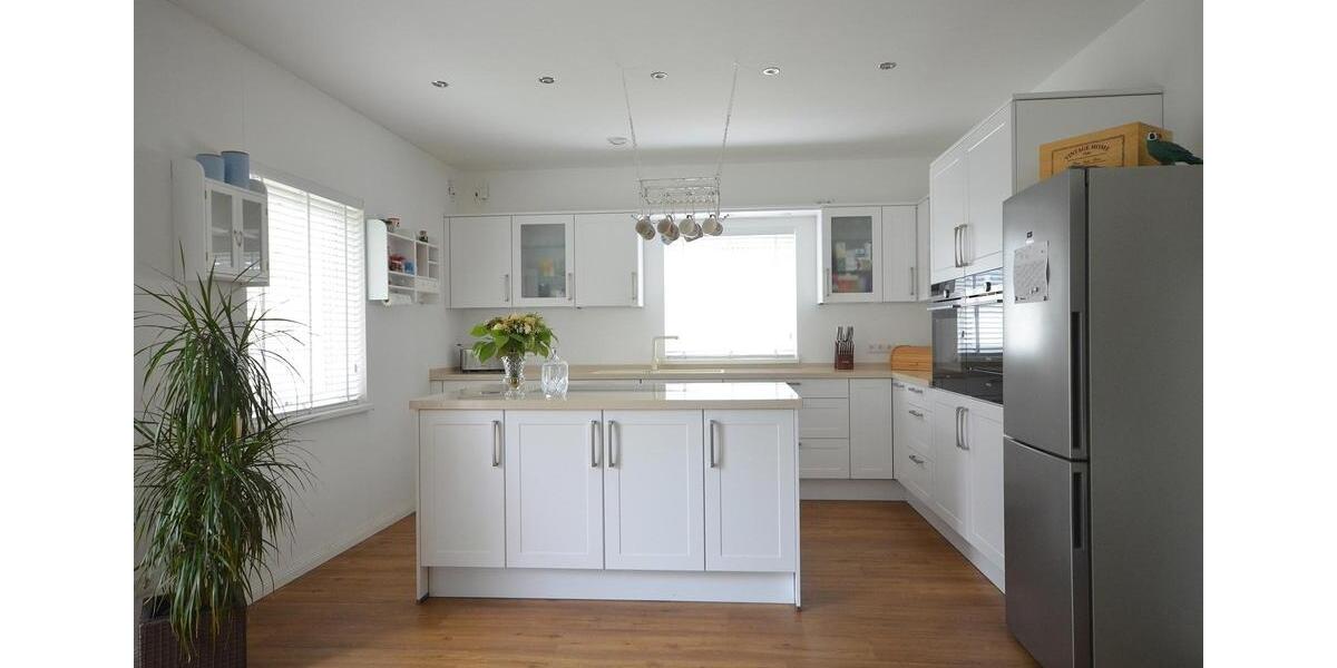 Einfamilienhaus Buchholz in der Nordheide - 4.5 Zimmer, 142 m&sup2;, 2.480&euro; | Angebot:24816067