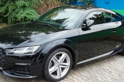 Audi TT 42.750 km 28.900 &euro; Siegburg 53721