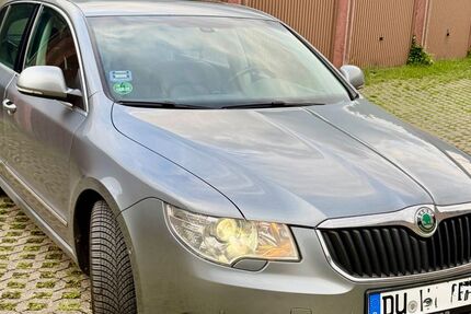 Skoda Superb 190.000 km 7.000 &euro; Duisburg 47239