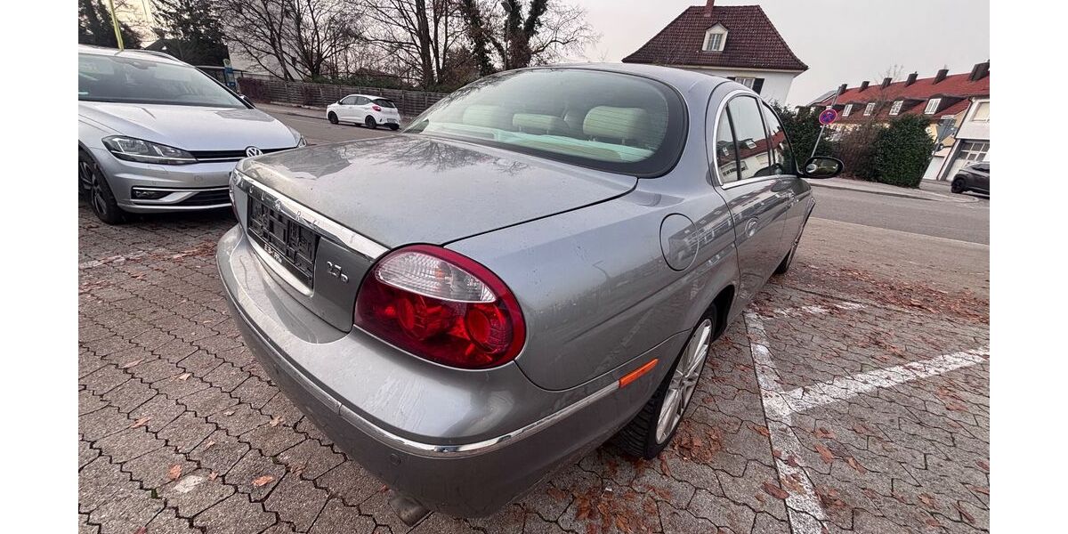 Jaguar S-Type 241.000 km 999 &euro; Garching bei München 85748