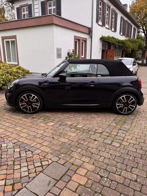Mini John Cooper Works Cabrio 34.657 km 36.000 € Eltville am Rhein 65346