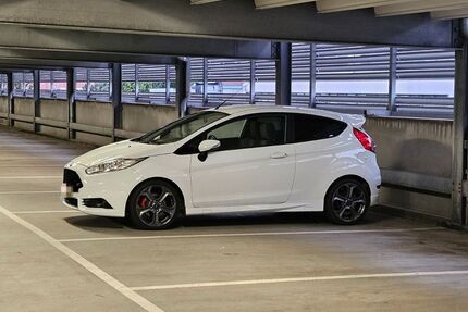 Ford Fiesta 79.500 km 12.000 &euro; Nürnberg 90449