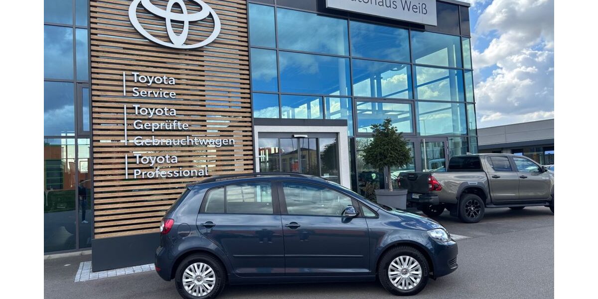 VW Golf 111.000 km 6.900 &euro; Müllheim 79379