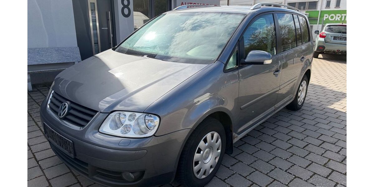 VW Touran 299.000 km 1.000 &euro; Schwalbach-Saarland 66773