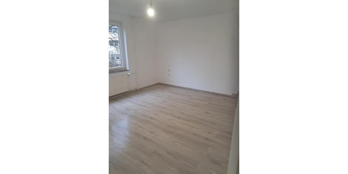 Etagenwohnung Altenstadt an der Waldnaab - 2 Zimmer, 69 m&sup2;, 480&euro; | Angebot:25572089