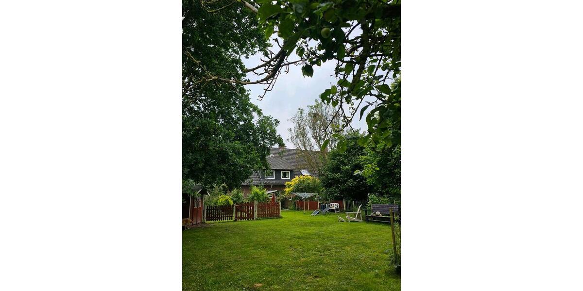 Einfamilienhaus Edewecht - 11 Zimmer, 300 m&sup2;, 465.000&euro; | Angebot:25640645