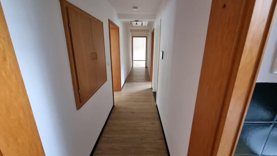 Dachgeschoßwohnung Prüm - 3 Zimmer, 90 m&sup2;, 600&euro; | Angebot:26335213