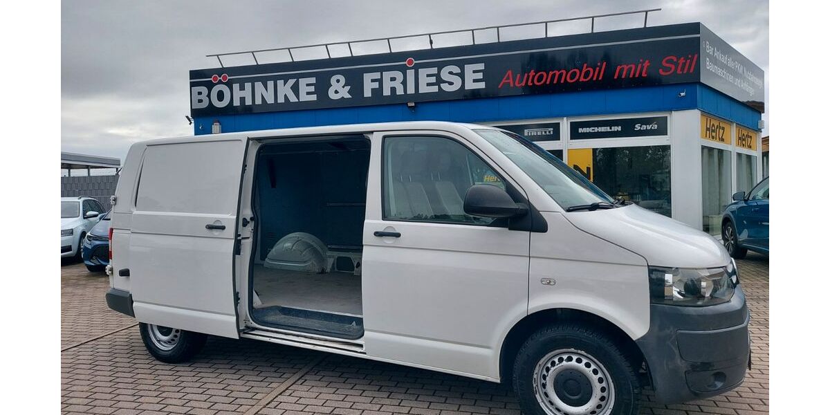 VW T5 Transporter 235.336 km 10.399 &euro; Leipzig 04328