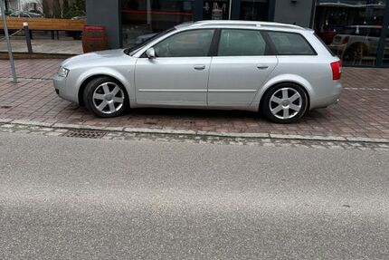 Audi A4 251.000 km 3.200 &euro; Mainburg 84048