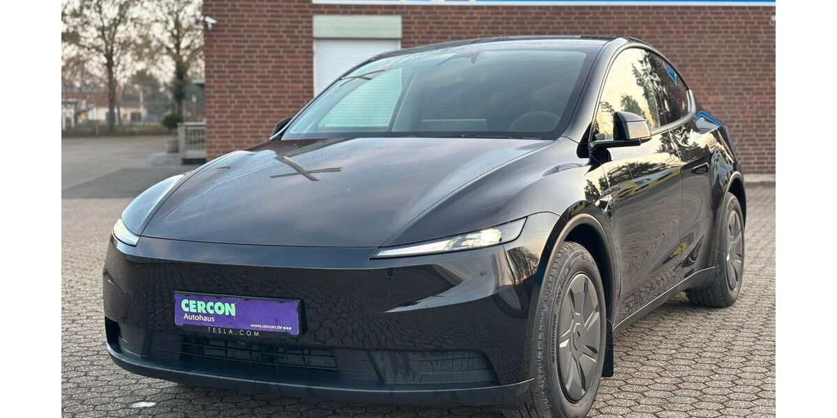 Tesla Model Y 2.300 km 44.500 &euro; Düren 52349