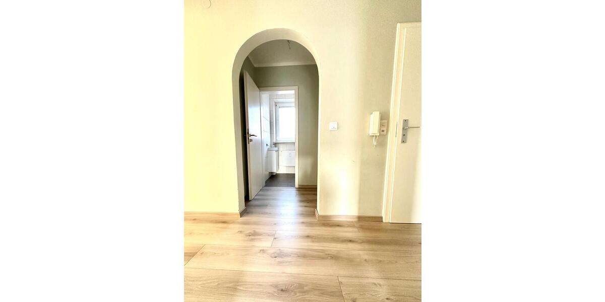 Etagenwohnung Vilsbiburg - 4 Zimmer, 100 m&sup2;, 900&euro; | Angebot:26420650