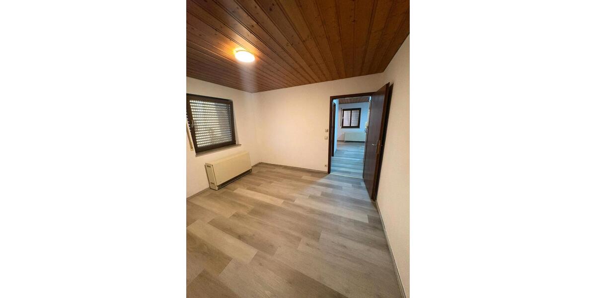 Erdgeschoßwohnung Sersheim - 2 Zimmer, 40 m&sup2;, 650&euro; | Angebot:26615317