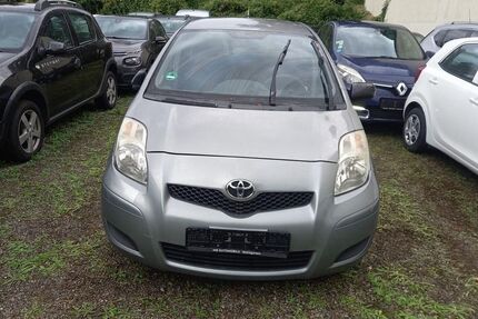 Toyota Yaris 144.000 km 2.199 &euro; Weingarten 88250