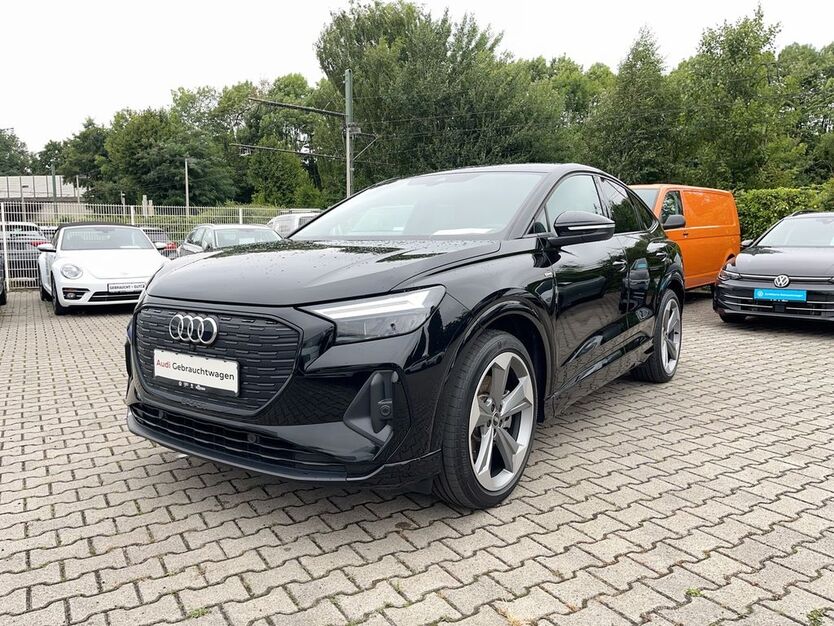 Audi Q4 e-tron 76.016 km 32.690 € Duisburg 47178