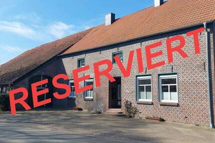 RESERVIERT____ Großzügiger Gulfhof mit Haupthaus und weiterem Wohngebäude, Scheune und großem Grundstück in Zetel-Driefel 8 zimmer