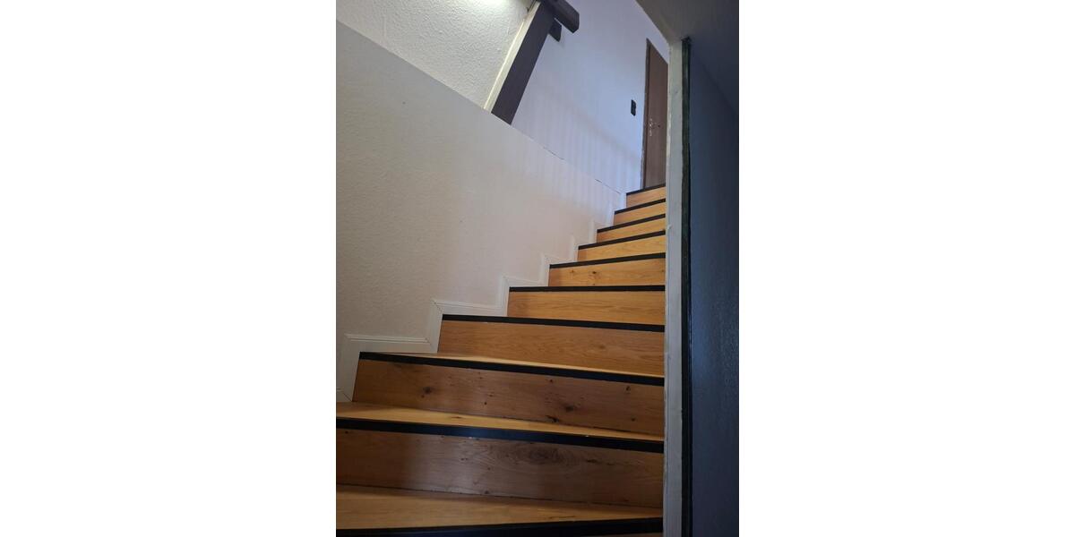 Einfamilienhaus Buttstädt - 6 Zimmer, 160 m&sup2;, 100.000&euro; | Angebot:27127516