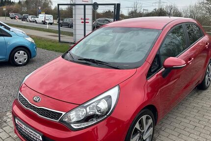 Kia Rio 163.000 km 4.990 &euro; Röhrsdorf Chemnitz 09247