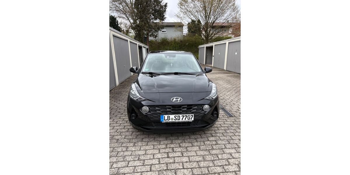 Hyundai i10 20.900 km 9.500 &euro; Freiberg am Neckar 71691