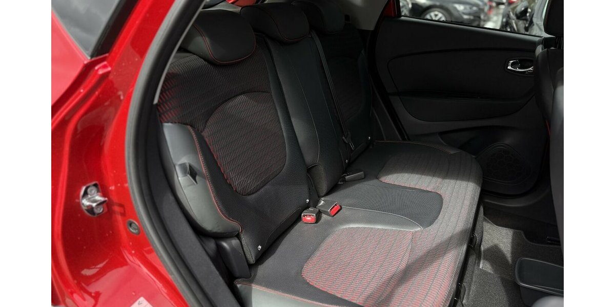 Renault Captur 1.2 XMOD KAMERA/NAVI/SHZ/KLIMA/KEYLESS 29.841 km 11.900 &euro; Villingen-Schwenningen 78054