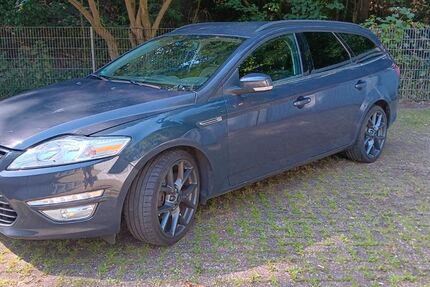 Ford Mondeo 175.551 km 6.900 &euro; Duisburg 47137