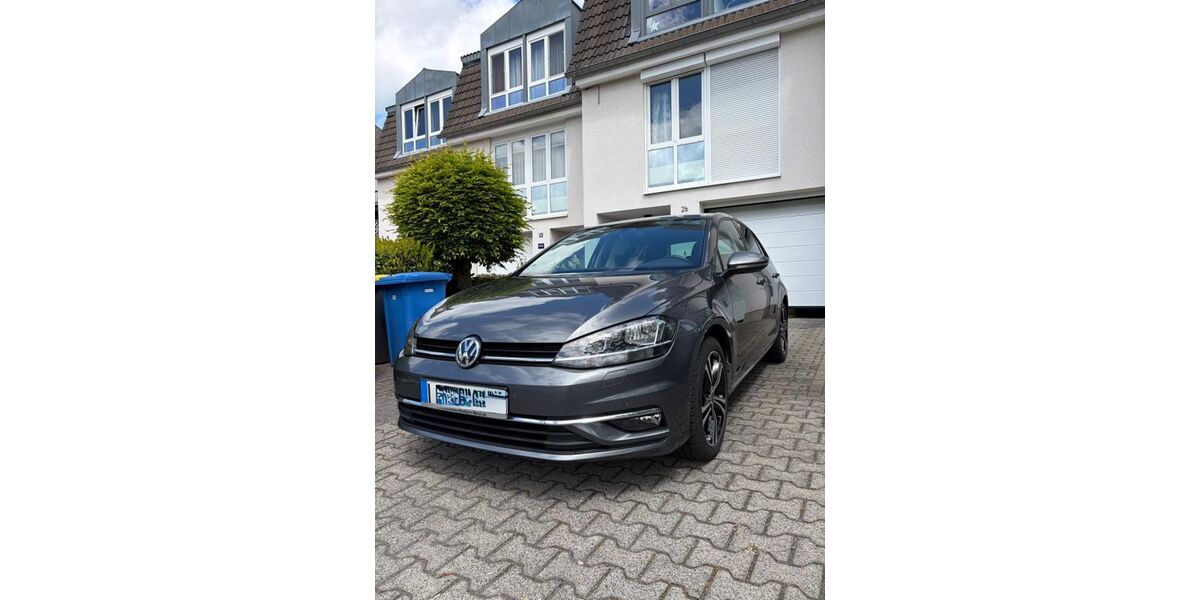 VW Golf 167.000 km 9.400 &euro; Dillenburg 35683