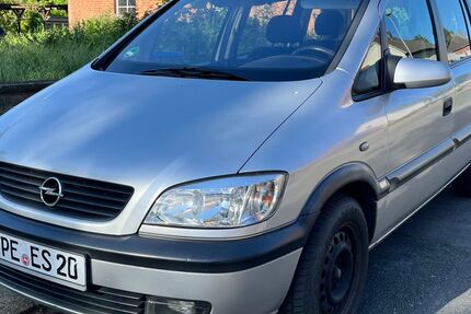 Opel Zafira 219.000 km 2.800 &euro; Peine 31226
