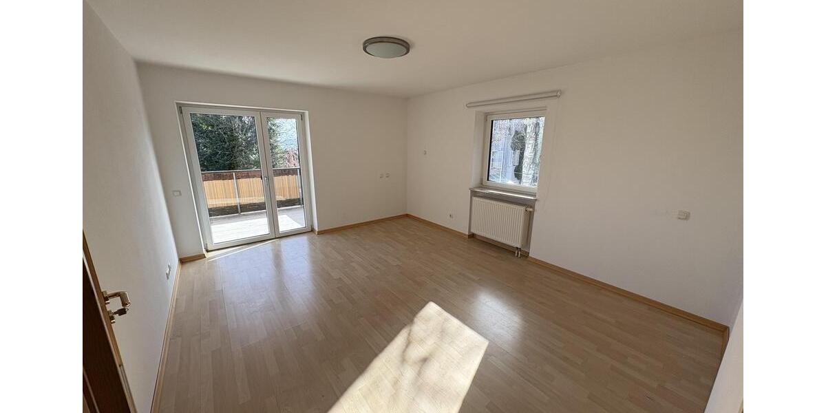 Etagenwohnung Tutzing - 3 Zimmer, 103 m&sup2;, 1.940&euro; | Angebot:26660340