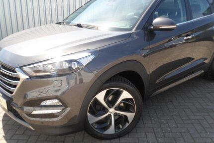 Hyundai TUCSON 83.412 km 15.990 &euro; Ribnitz-Damgarten 18311