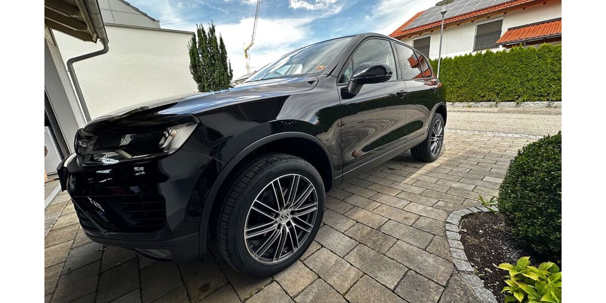 VW Touareg 140.000 km 21.499 &euro; Türkheim 86842