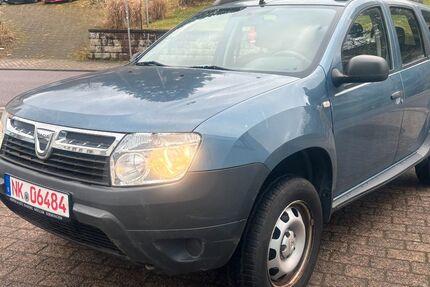 Dacia Duster 71.776 km 4.890 &euro; Dirmingen 66571