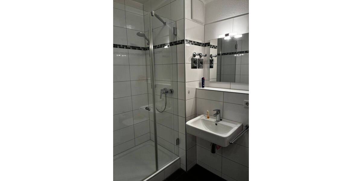Etagenwohnung Mettmann - 3 Zimmer, 90 m&sup2;, 1.220&euro; | Angebot:26029552