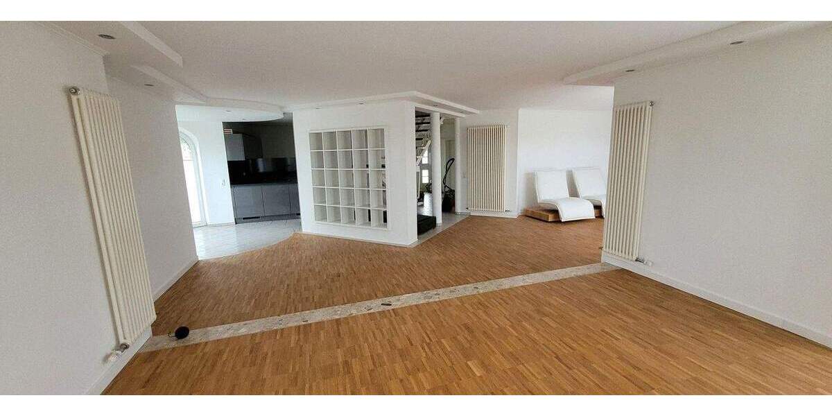 Grosszügiges Architektenhaus in reizvoller Lage von Schwerin 5 zimmer