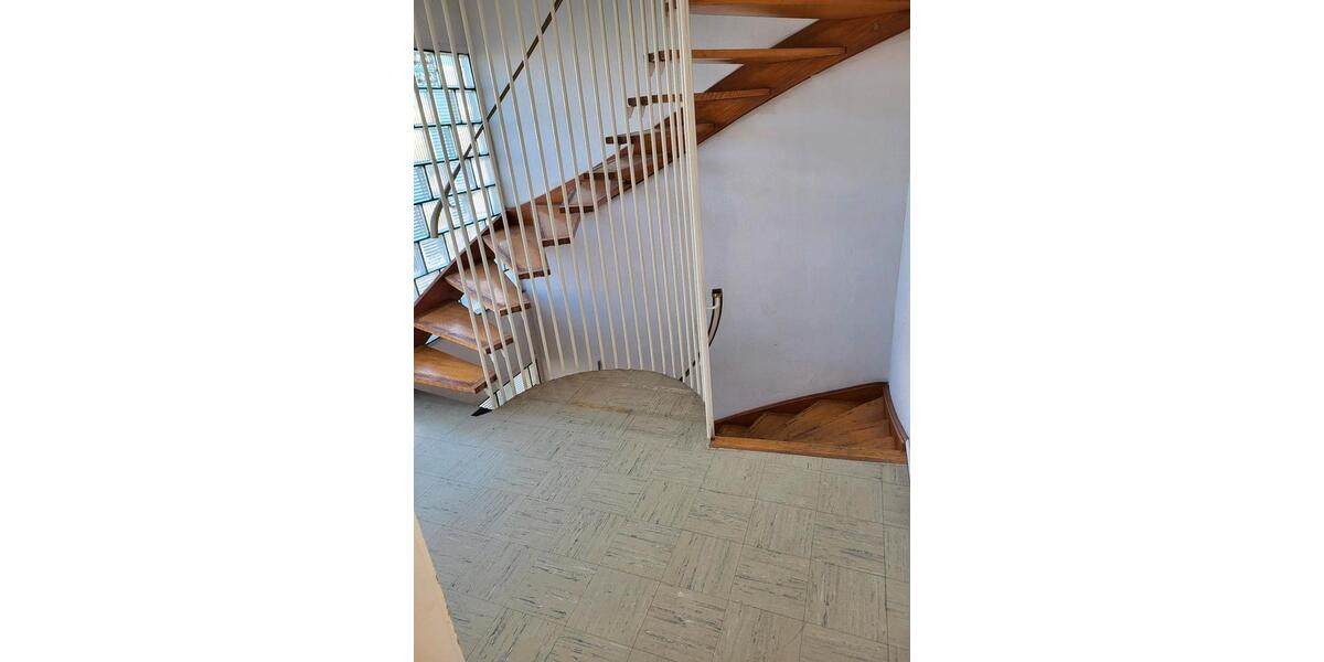 Einfamilienhaus Leopoldshöhe - 8 Zimmer, 206 m&sup2;, 1.800&euro; | Angebot:26075416