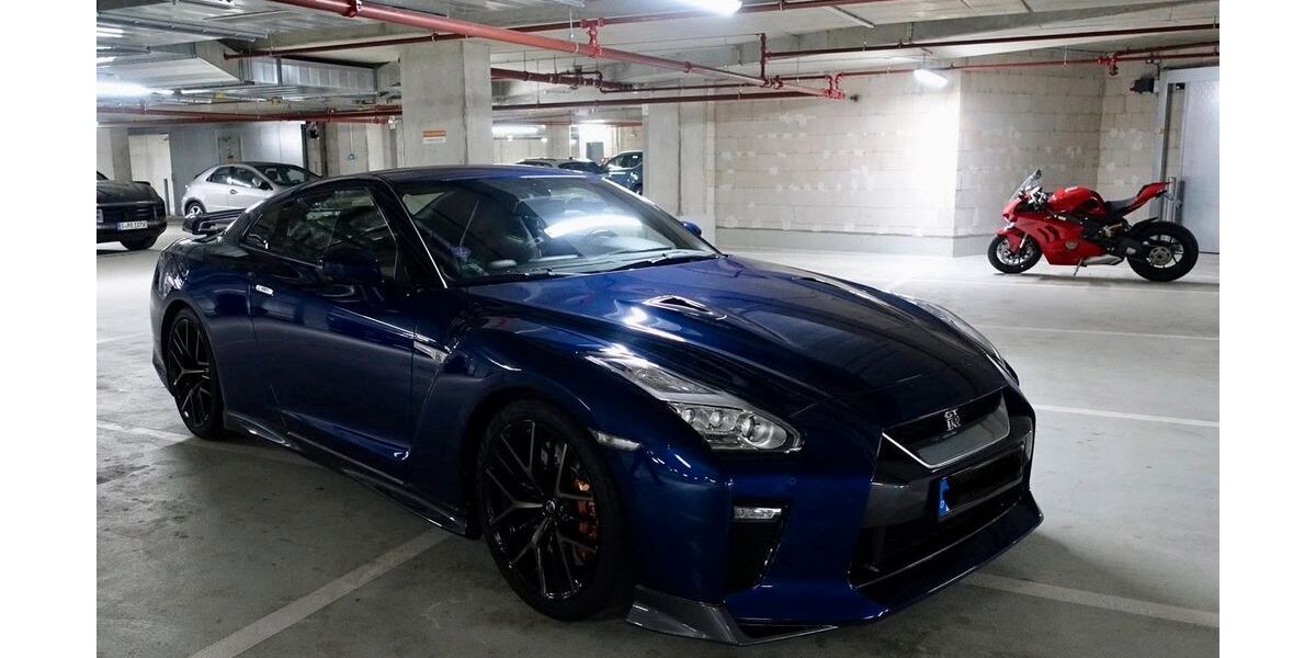 Nissan GT-R 93.000 km 113.000 &euro; Stuttgart 70191