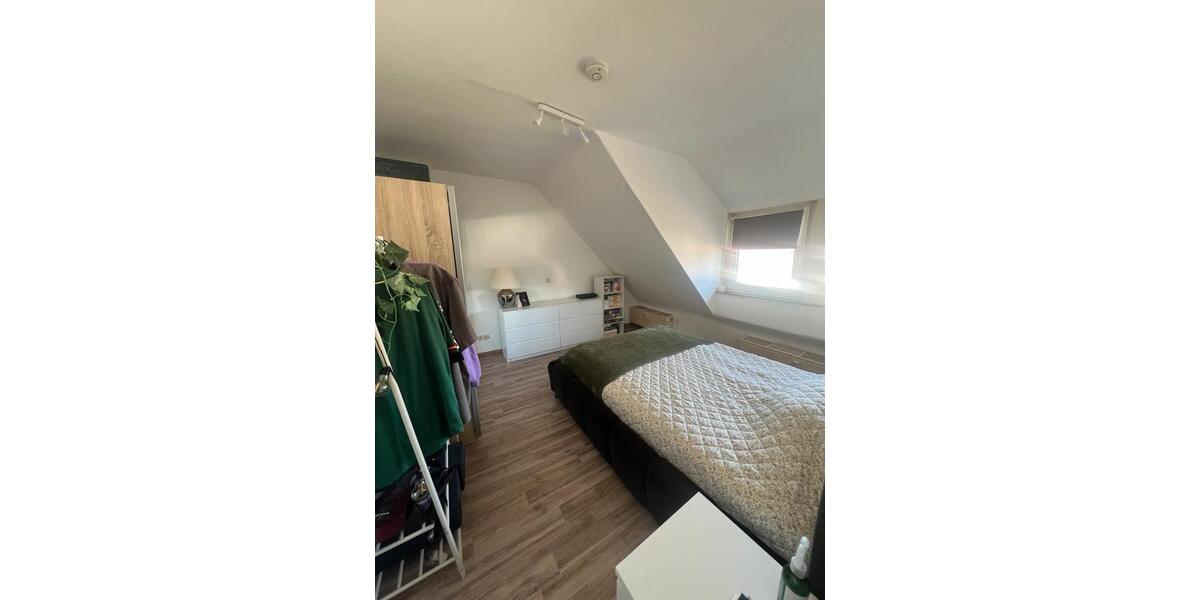 Dachgeschoßwohnung Hessisch Oldendorf - 3.5 Zimmer, 86 m&sup2;, 850&euro; | Angebot:26387242