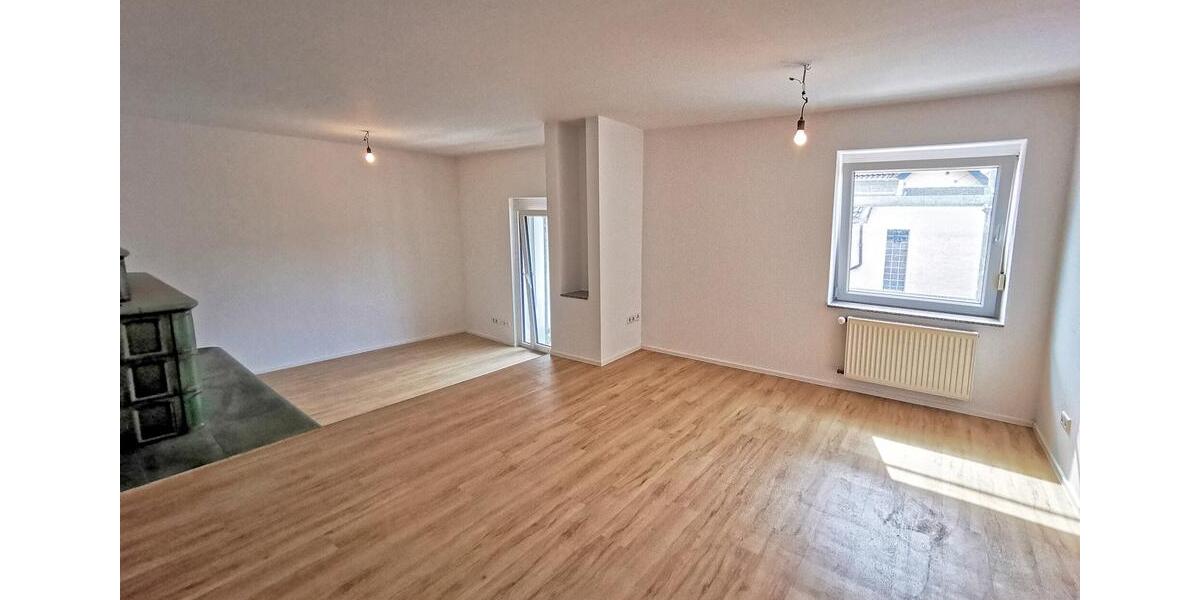 Dachgeschoßwohnung Hartheim am Rhein - 4 Zimmer, 132 m&sup2;, 1.584&euro; | Angebot:26624238