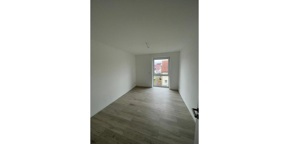 Etagenwohnung Radeburg - 4 Zimmer, 119 m&sup2;, 1.666&euro; | Angebot:23871760