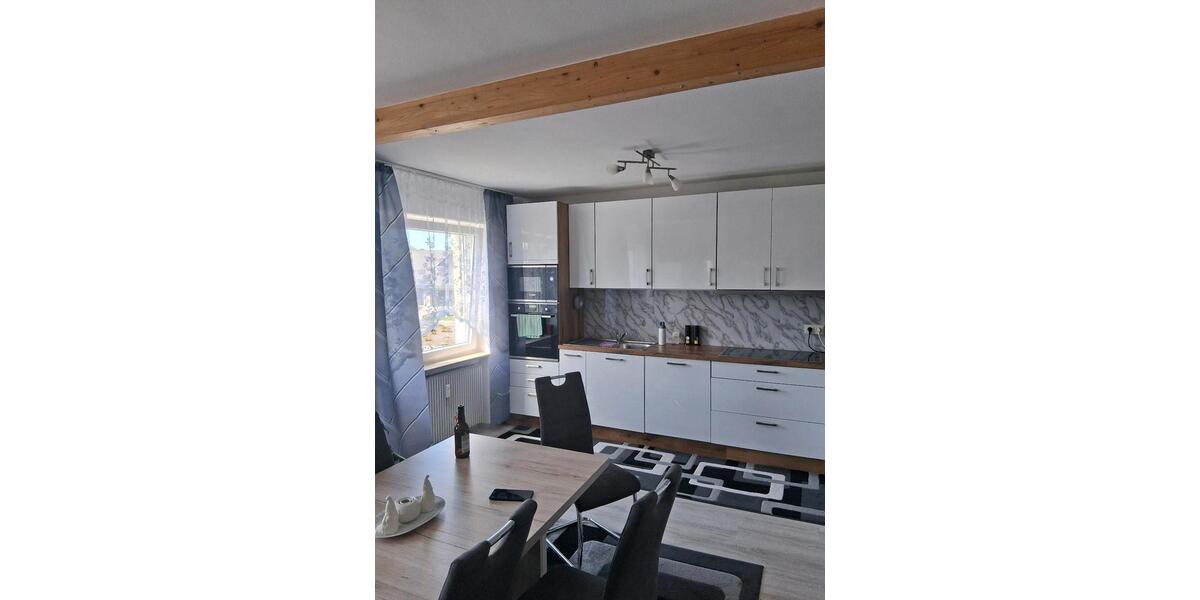 Etagenwohnung Burglauer - 3 Zimmer, 93 m&sup2;, 820&euro; | Angebot:26383210