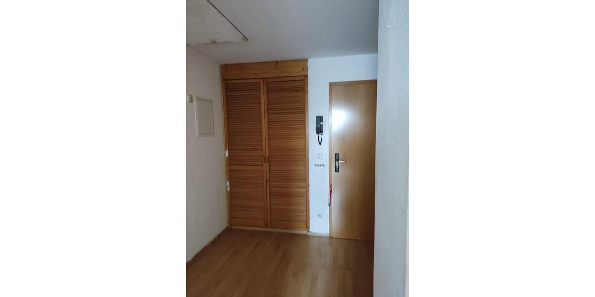 Mehrfamilienhaus, Wohnhaus Werdau - 8 Zimmer, 200 m&sup2;, 125.000&euro; | Angebot:26962795