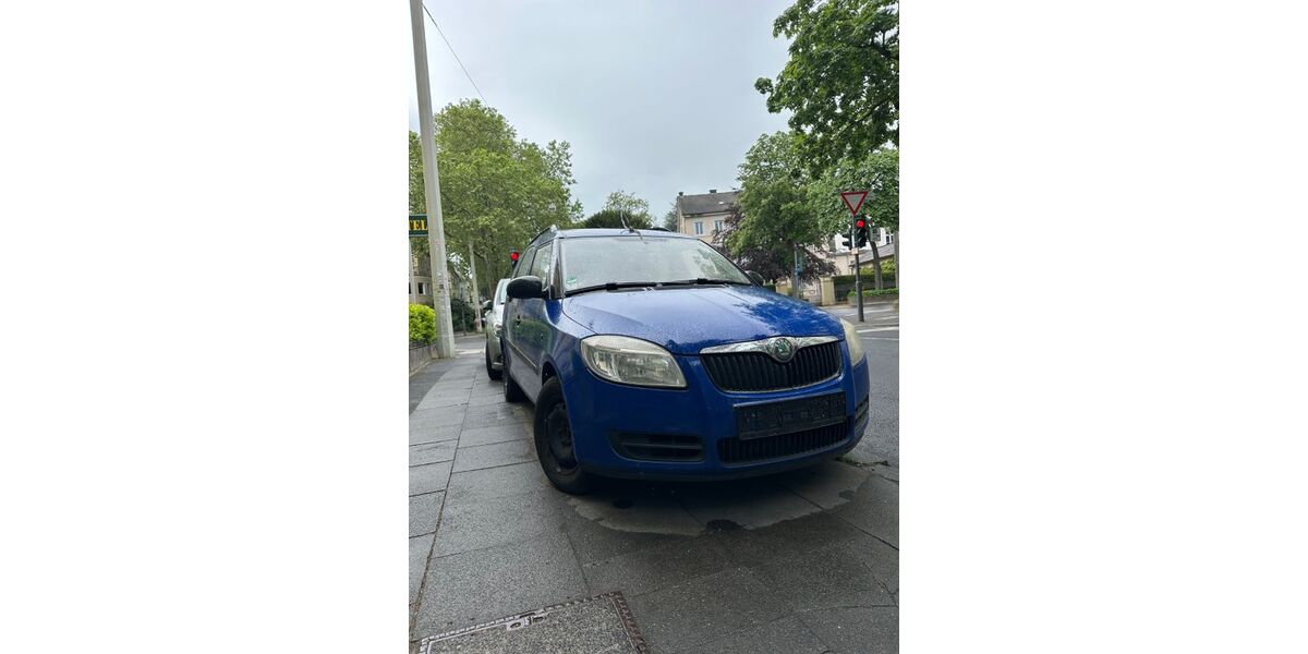 Skoda Roomster 133.000 km 2.999 &euro; Bonn 53111