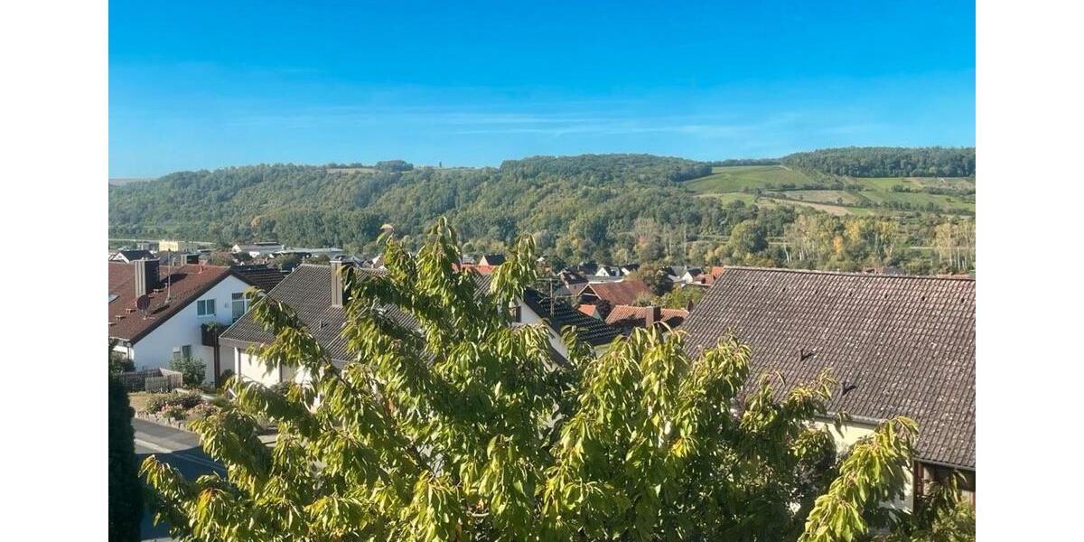 Einfamilienhaus Sommerhausen - 7 Zimmer, 180 m&sup2;, 799.000&euro; | Angebot:26885783