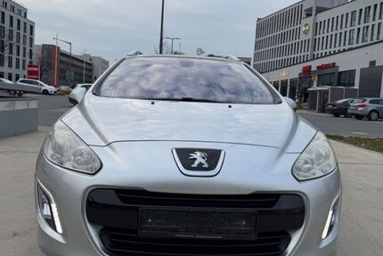 Peugeot 308 195.000 km 4.190 &euro; Nürnberg 90439