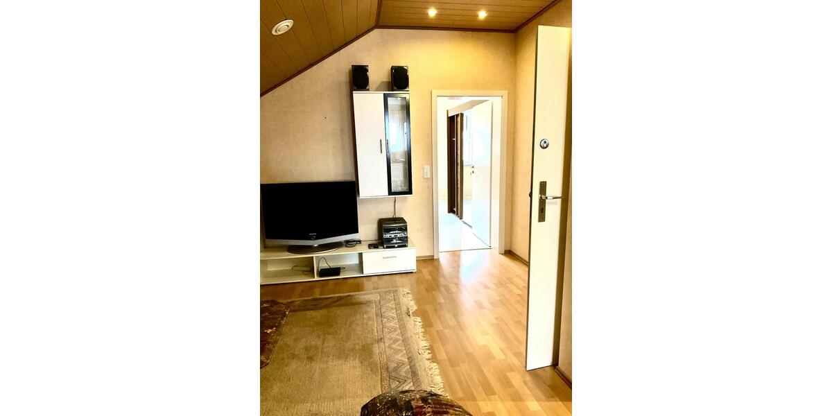 Dachgeschoßwohnung Bad Schussenried - 3 Zimmer, 87 m&sup2;, 800&euro; | Angebot:26683045