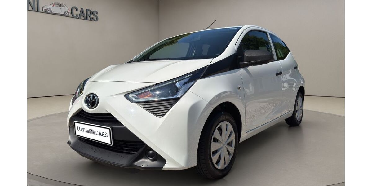 Toyota Aygo (X) 79.800 km 8.290 &euro; Leipzig 04157