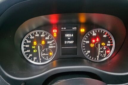 Mercedes-Benz Vito 220.000 km 15.000 &euro; Ayl 54441